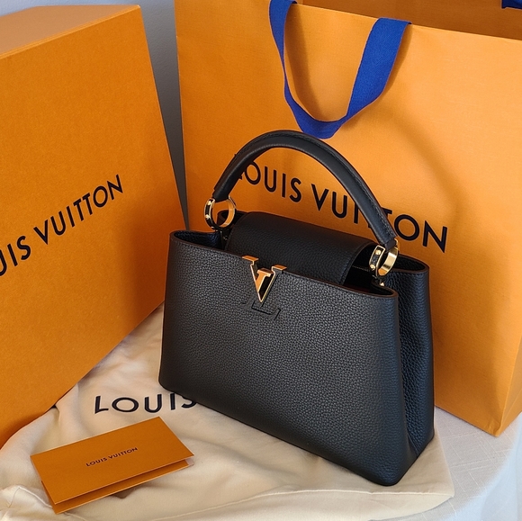 Louis Vuitton Capucines MM Black Shoulder Bag. NWT - Picture 1 of 17